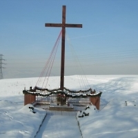 Zimowe otoczenie kościoła